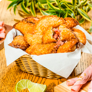 pastel de mortadela marba com queijo